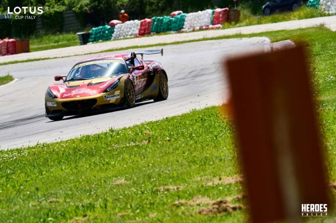  -    AT Racing.it